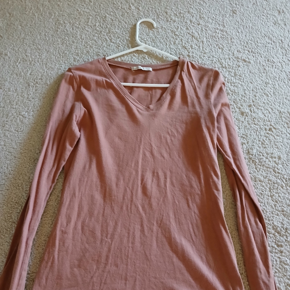 Active Basic Women's Long Sleeve V-Neck Top - Brown